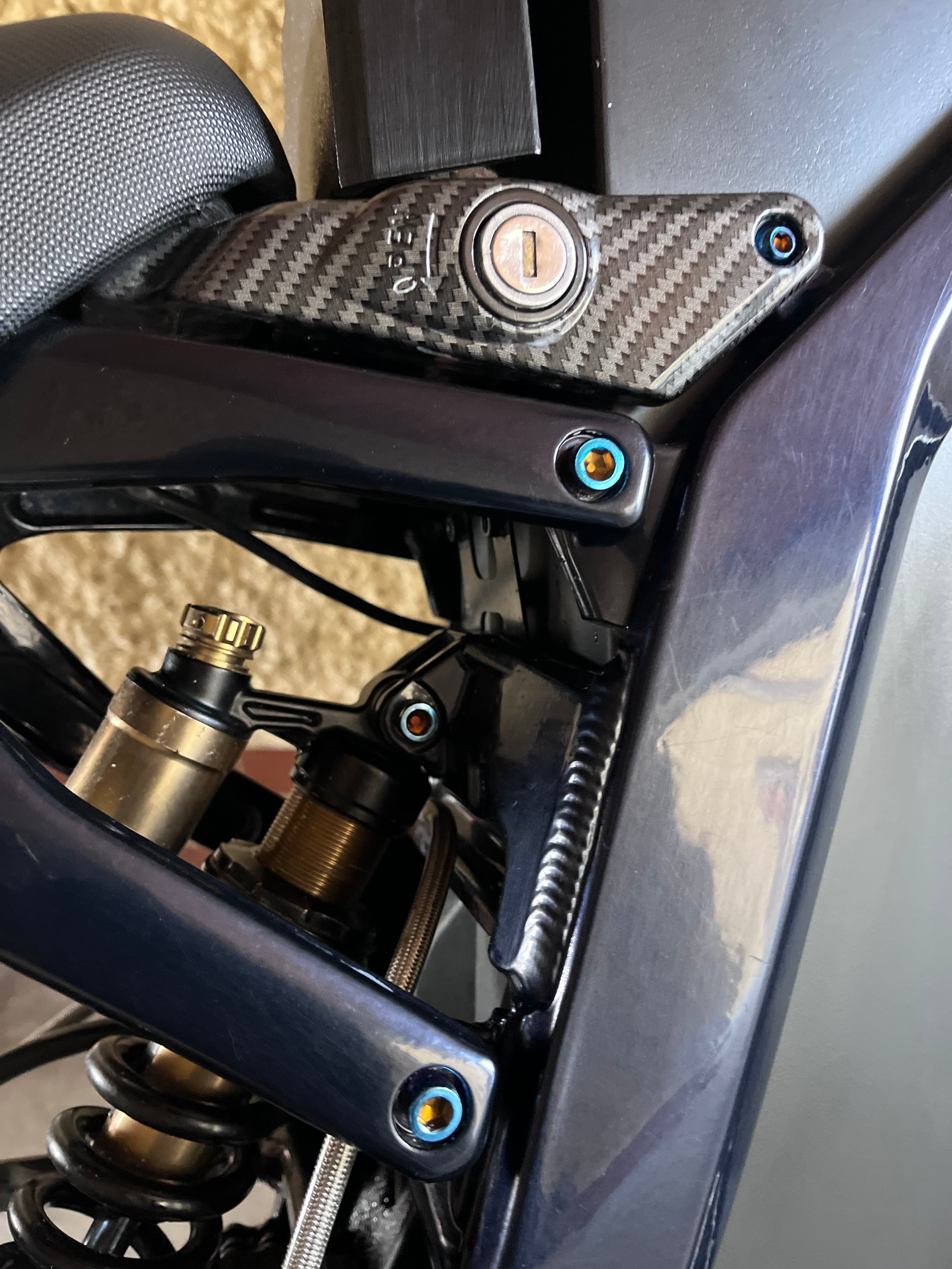 Zestaw Śrub Tytanowych Surron